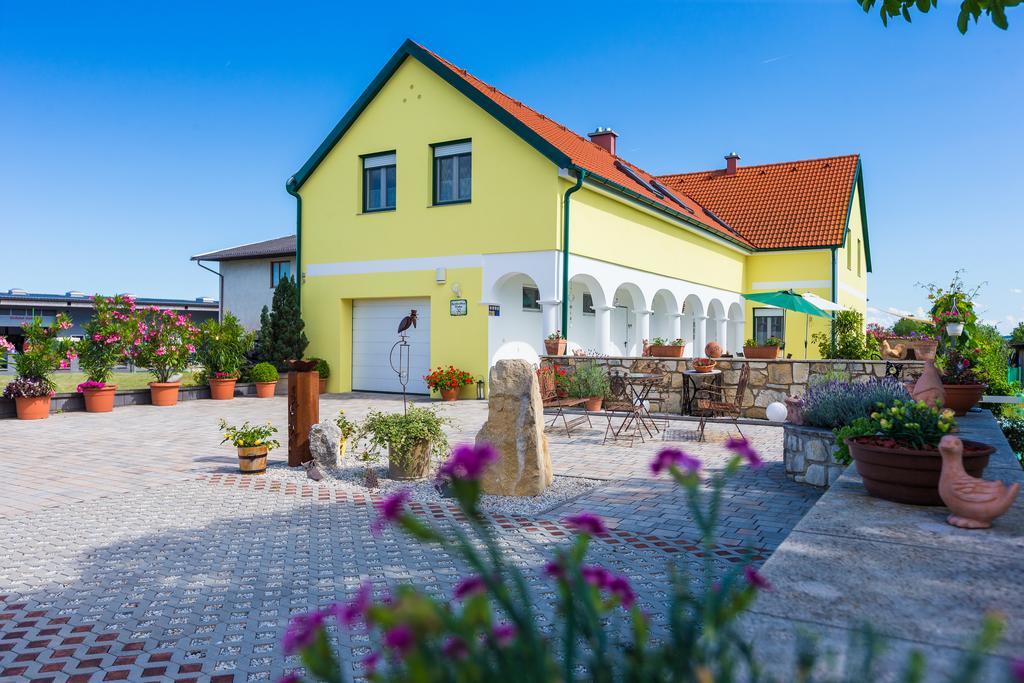 Appartementhaus Freiler Mörbisch am See Eksteriør bilde