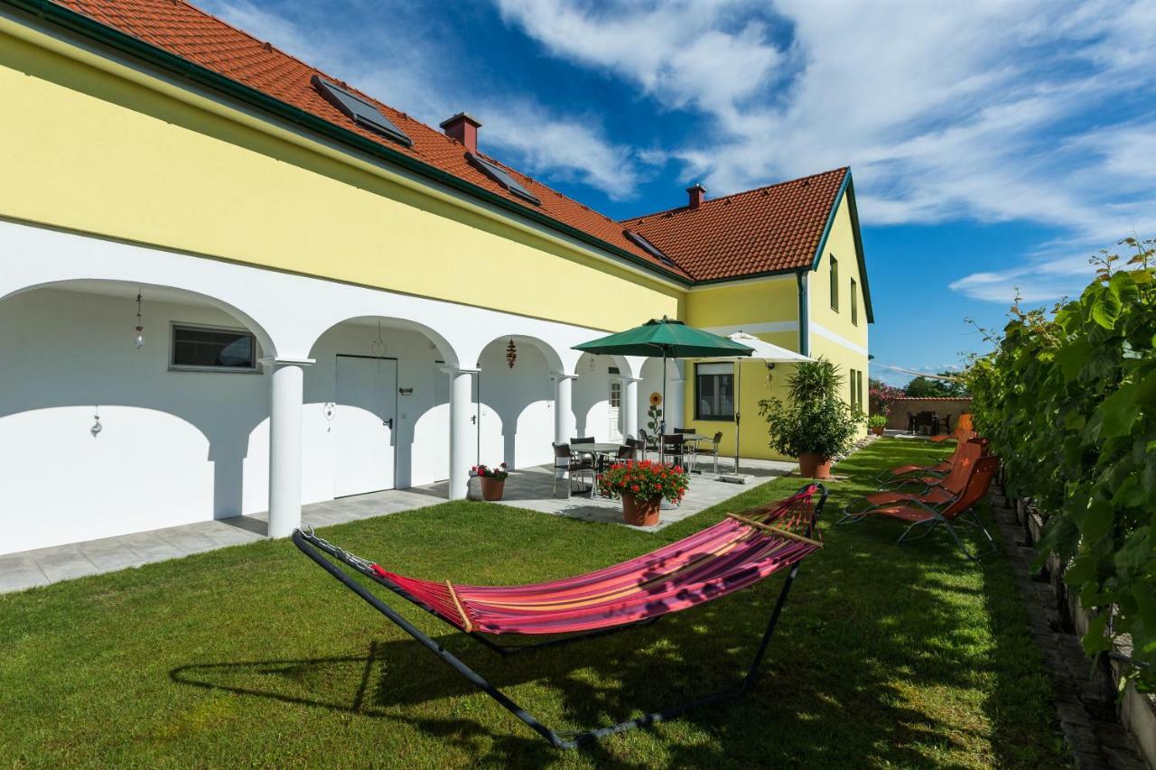 Appartementhaus Freiler Mörbisch am See Eksteriør bilde